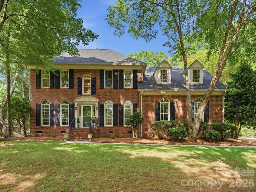 12505 Abbotsbury Court, Charlotte, NC 28277.  MLS# CAR4381045, YatesRealty ID 26289. 