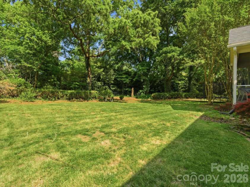 12505 Abbotsbury Court, Charlotte, NC 28277.  MLS# CAR4381045, YatesRealty ID 26289. 