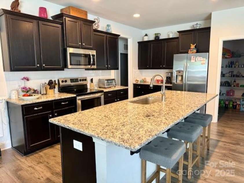 231 Glenwood Drive, Oakboro, NC 28129.  MLS# CAR4273130, YatesRealty ID 26289. 