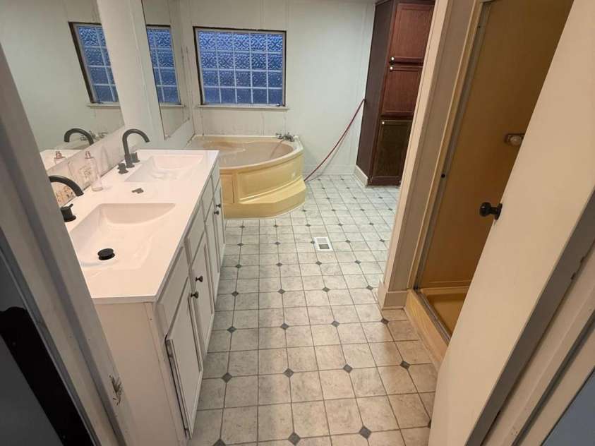 430 Silk And Tassel Row, Cleveland, NC 27013.  MLS# CAR4338400, YatesRealty ID 2629. 