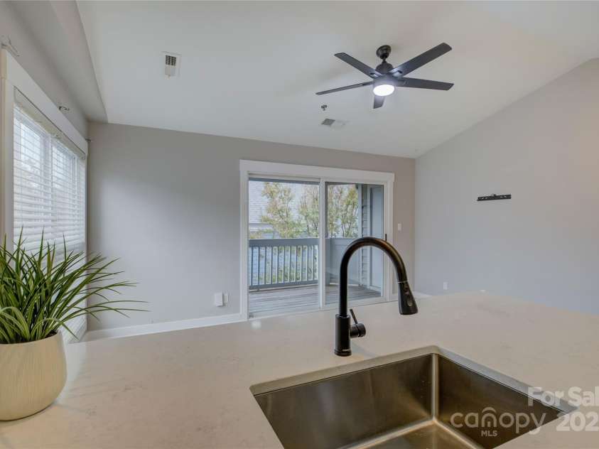 525 Graham Street, Charlotte, NC 28202.  MLS# CAR4321780, YatesRealty ID 2629. 