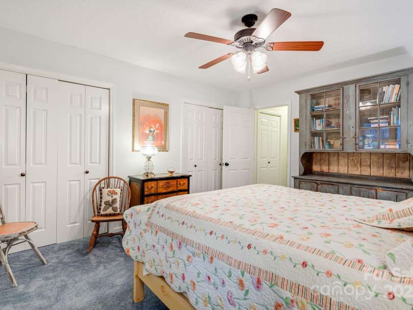 29 Loganwood Lane, Etowah, NC 28729.  MLS# CAR4276395, YatesRealty ID 26290. 