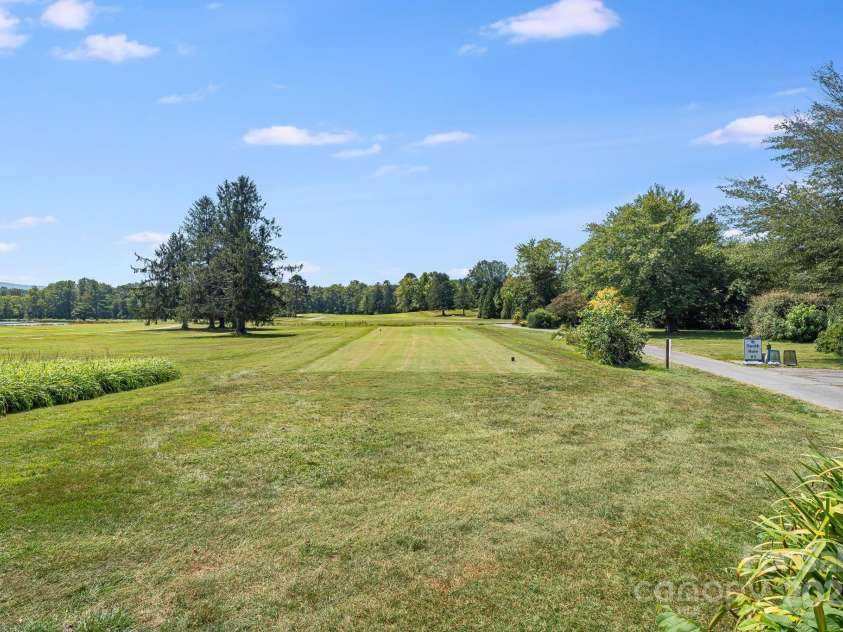 29 Loganwood Lane, Etowah, NC 28729.  MLS# CAR4276395, YatesRealty ID 26290. 
