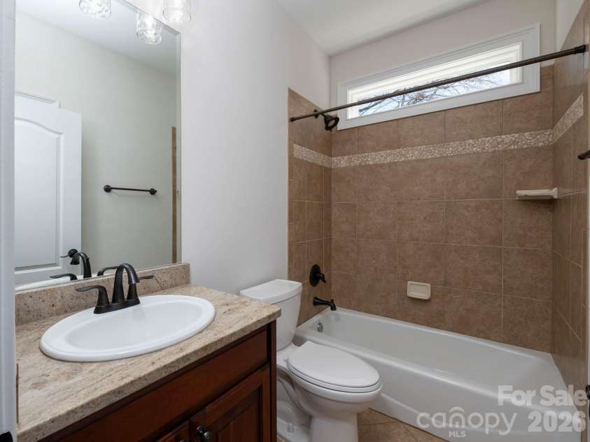7919 Glen Abbey Circle, Stanley, NC 28164.  MLS# CAR4350956, YatesRealty ID 26292. 