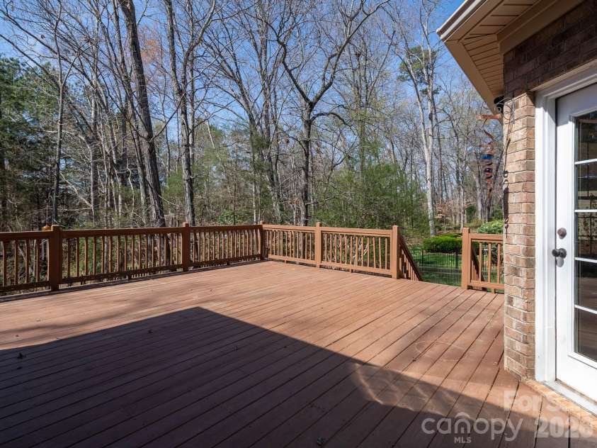 7919 Glen Abbey Circle, Stanley, NC 28164.  MLS# CAR4350956, YatesRealty ID 26292. 