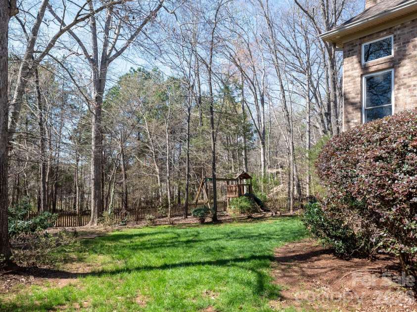 7919 Glen Abbey Circle, Stanley, NC 28164.  MLS# CAR4350956, YatesRealty ID 26292. 