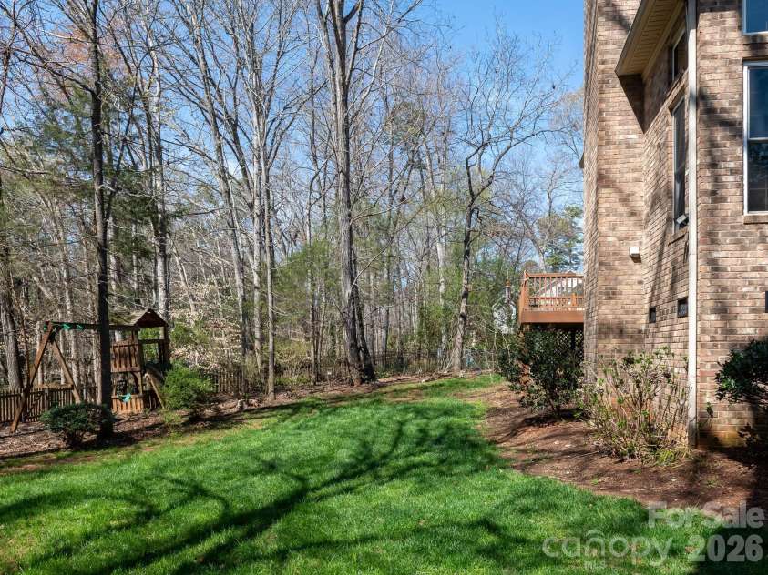 7919 Glen Abbey Circle, Stanley, NC 28164.  MLS# CAR4350956, YatesRealty ID 26292. 