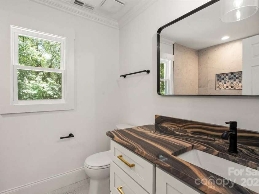 9830 Spring Harvest Drive, Mint Hill, NC 28227.  MLS# CAR4326082, YatesRealty ID 26292. Full bath #1