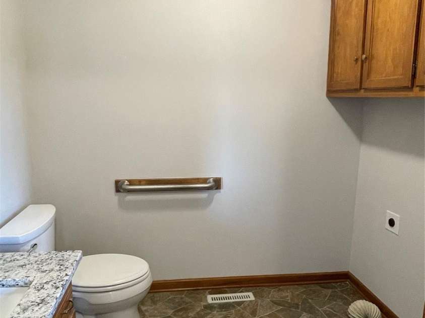 2515 Myra Lane, Lincolnton, NC 28092.  MLS# CAR4274497, YatesRealty ID 26293. 