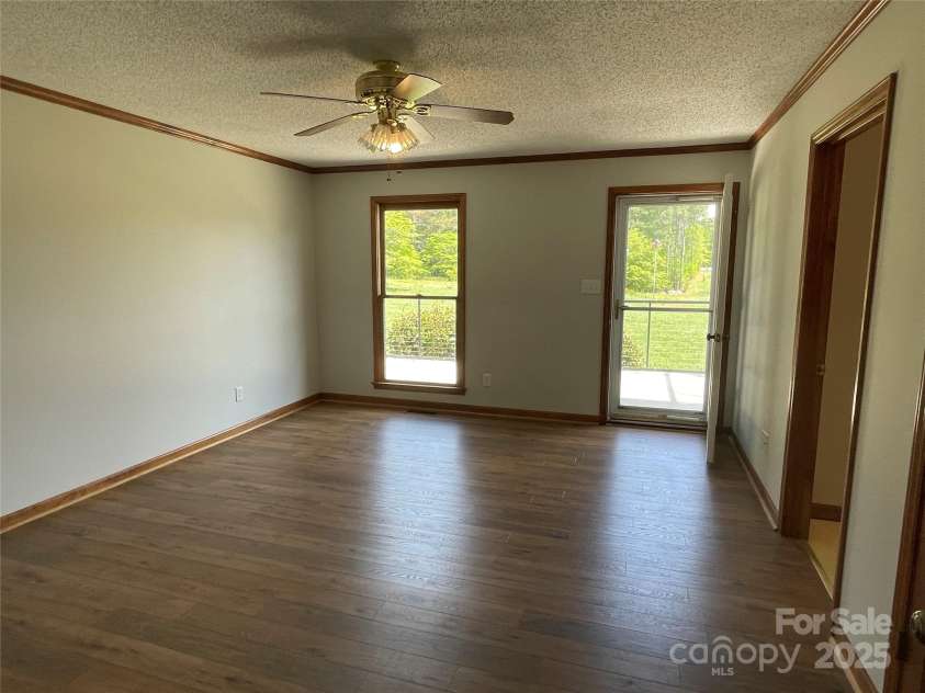 2515 Myra Lane, Lincolnton, NC 28092.  MLS# CAR4274497, YatesRealty ID 26293. 