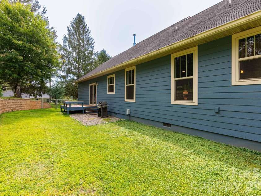 18 Hoye Lane, Candler, NC 28715.  MLS# CAR4345280, YatesRealty ID 26294. Back Yard