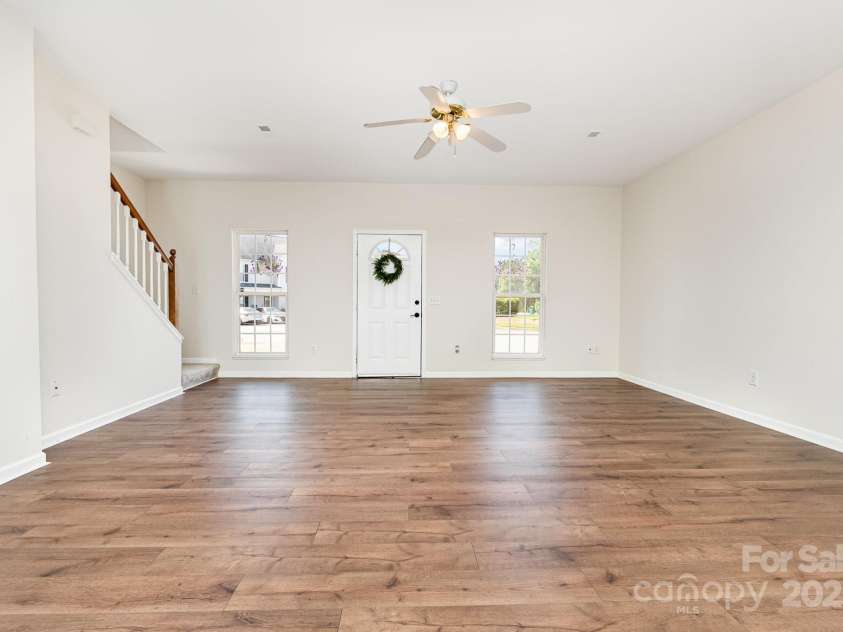 28 Ridgestone Circle, Mauldin, SC 29662.  MLS# CAR4273680, YatesRealty ID 26294. 