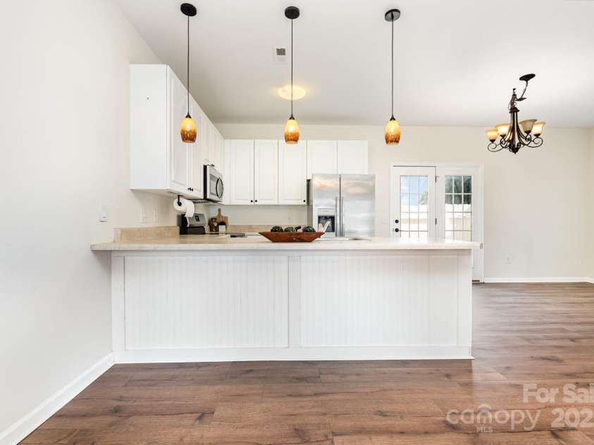 28 Ridgestone Circle, Mauldin, SC 29662.  MLS# CAR4273680, YatesRealty ID 26294. 