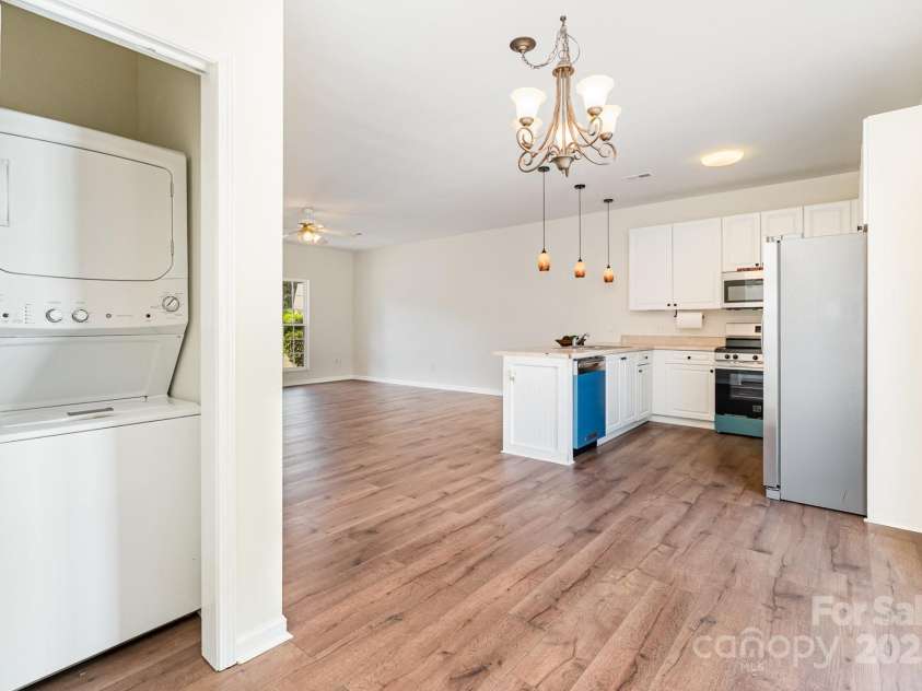 28 Ridgestone Circle, Mauldin, SC 29662.  MLS# CAR4273680, YatesRealty ID 26294. 