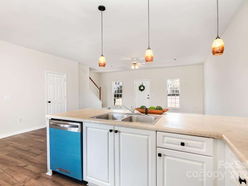 28 Ridgestone Circle, Mauldin, SC 29662.  MLS# CAR4273680, YatesRealty ID 26294. 