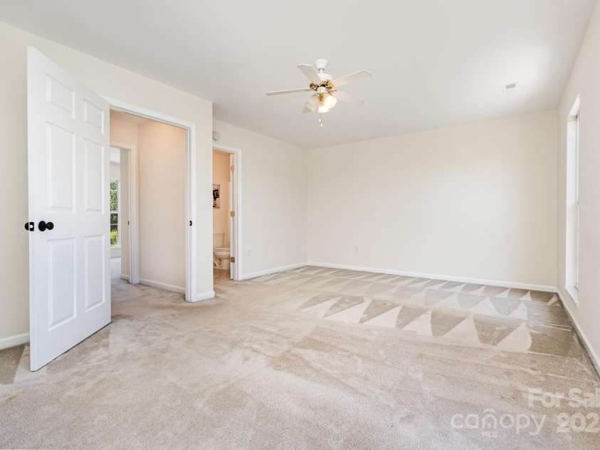 28 Ridgestone Circle, Mauldin, SC 29662.  MLS# CAR4273680, YatesRealty ID 26294. 