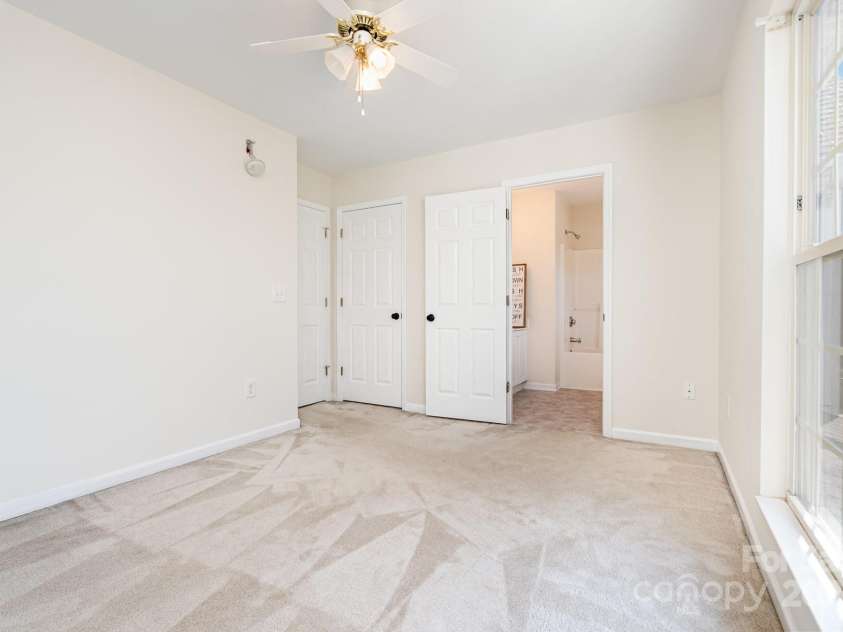 28 Ridgestone Circle, Mauldin, SC 29662.  MLS# CAR4273680, YatesRealty ID 26294. 