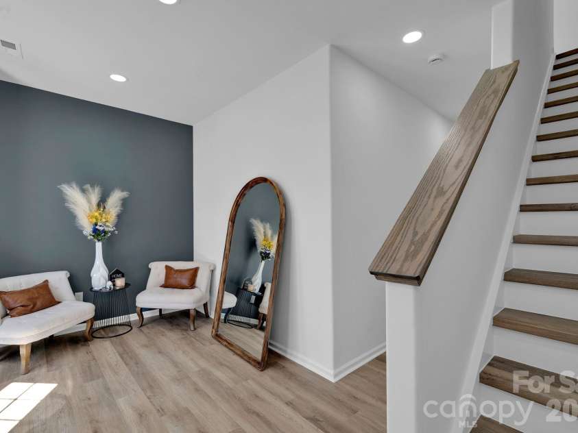 8131 Kings Creek Drive, Charlotte, NC 28273.  MLS# CAR4354756, YatesRealty ID 26295. 
