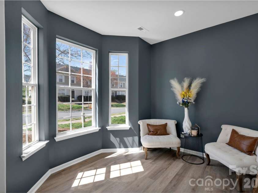 8131 Kings Creek Drive, Charlotte, NC 28273.  MLS# CAR4354756, YatesRealty ID 26295. 