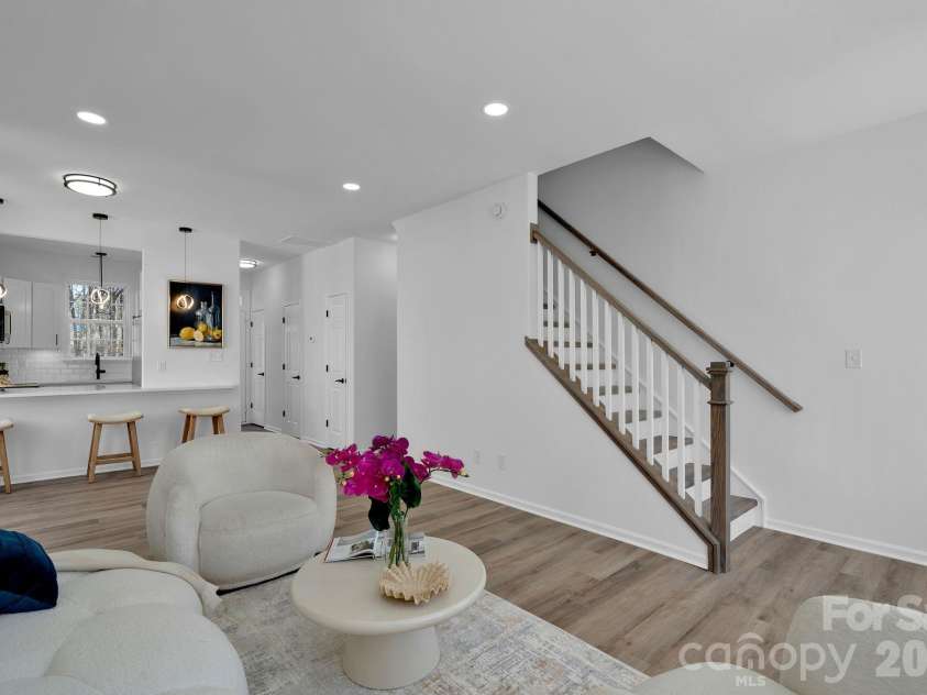 8131 Kings Creek Drive, Charlotte, NC 28273.  MLS# CAR4354756, YatesRealty ID 26295. 