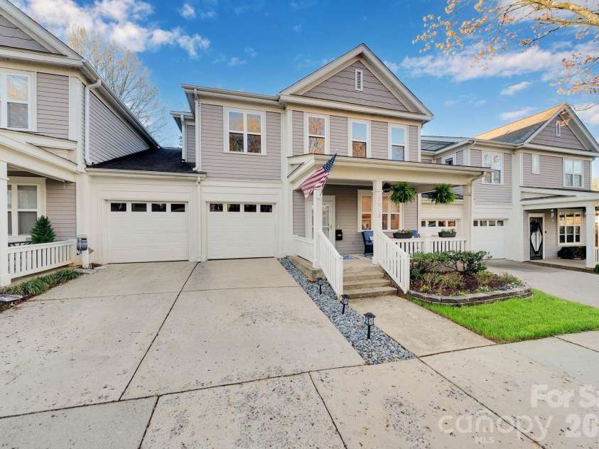 7912 Village Harbor Drive, Cornelius, NC 28031.  MLS# CAR4356040, YatesRealty ID 26296. 