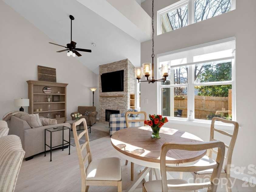 7912 Village Harbor Drive, Cornelius, NC 28031.  MLS# CAR4356040, YatesRealty ID 26296. 
