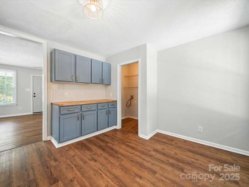 187 1/2 End Street, Chester, SC 29706.  MLS# CAR4272518, YatesRealty ID 26298. 