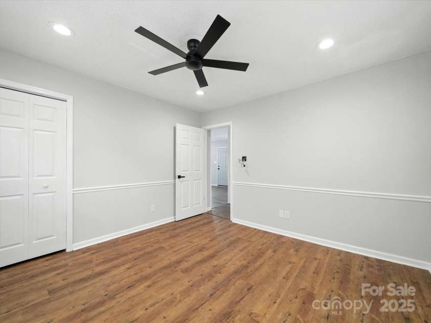 187 1/2 End Street, Chester, SC 29706.  MLS# CAR4272518, YatesRealty ID 26298. 