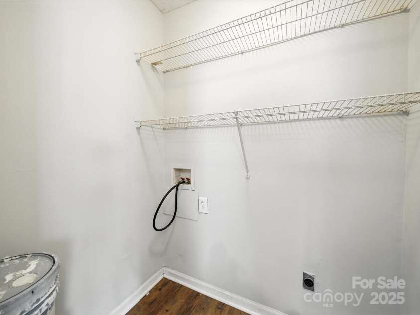 187 1/2 End Street, Chester, SC 29706.  MLS# CAR4272518, YatesRealty ID 26298. 