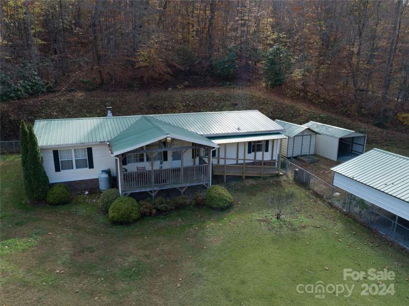 1922 Zacks Fork Road, Lenoir, NC 28645.  MLS# CAR4199392, YatesRealty ID 263. 