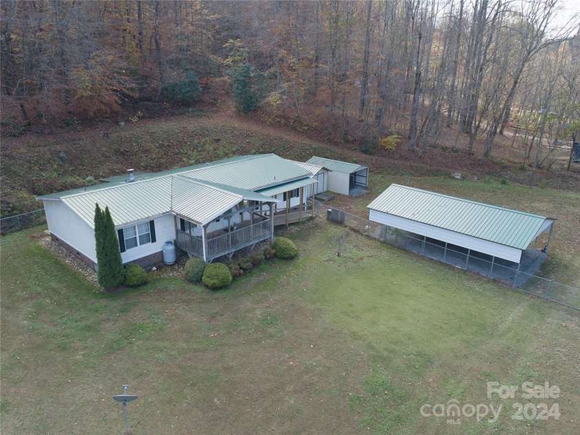 1922 Zacks Fork Road, Lenoir, NC 28645.  MLS# CAR4199392, YatesRealty ID 263. 