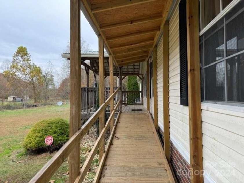 1922 Zacks Fork Road, Lenoir, NC 28645.  MLS# CAR4199392, YatesRealty ID 263. 