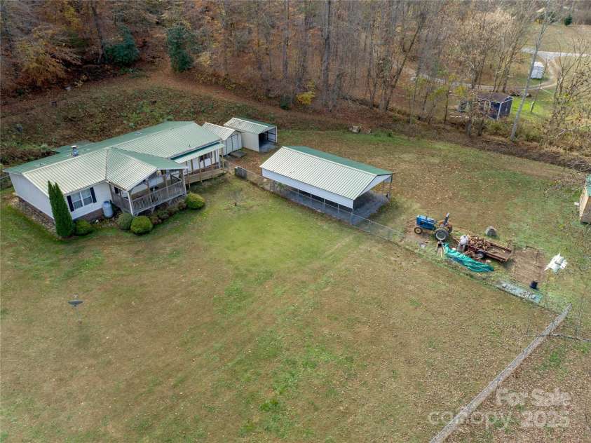 1922 Zacks Fork Road, Lenoir, NC 28645.  MLS# CAR4326385, YatesRealty ID 263. 