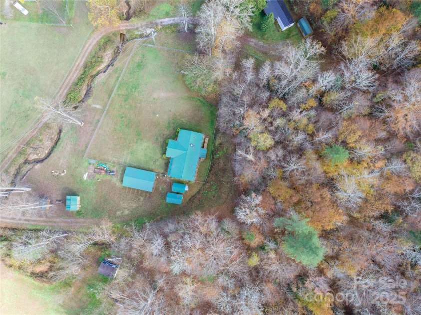 1922 Zacks Fork Road, Lenoir, NC 28645.  MLS# CAR4326385, YatesRealty ID 263. 