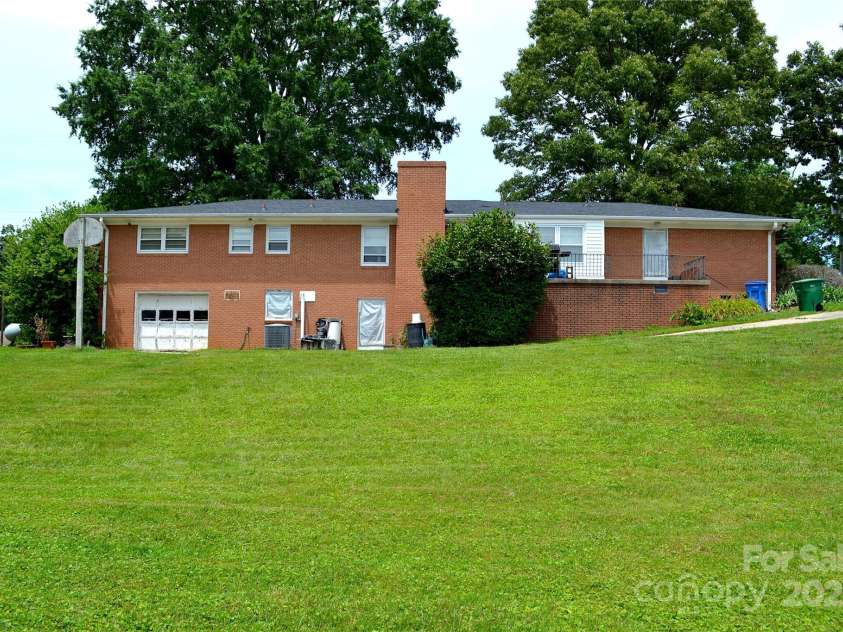 405 Wesley Heights Drive, Albemarle, NC 28001.  MLS# CAR4272842, YatesRealty ID 263. 