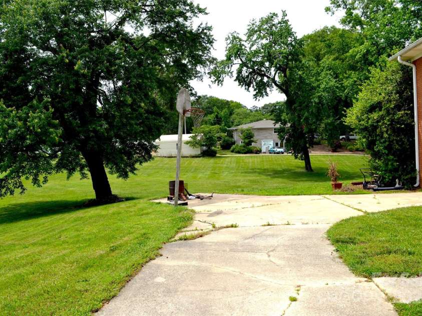 405 Wesley Heights Drive, Albemarle, NC 28001.  MLS# CAR4272842, YatesRealty ID 263. 