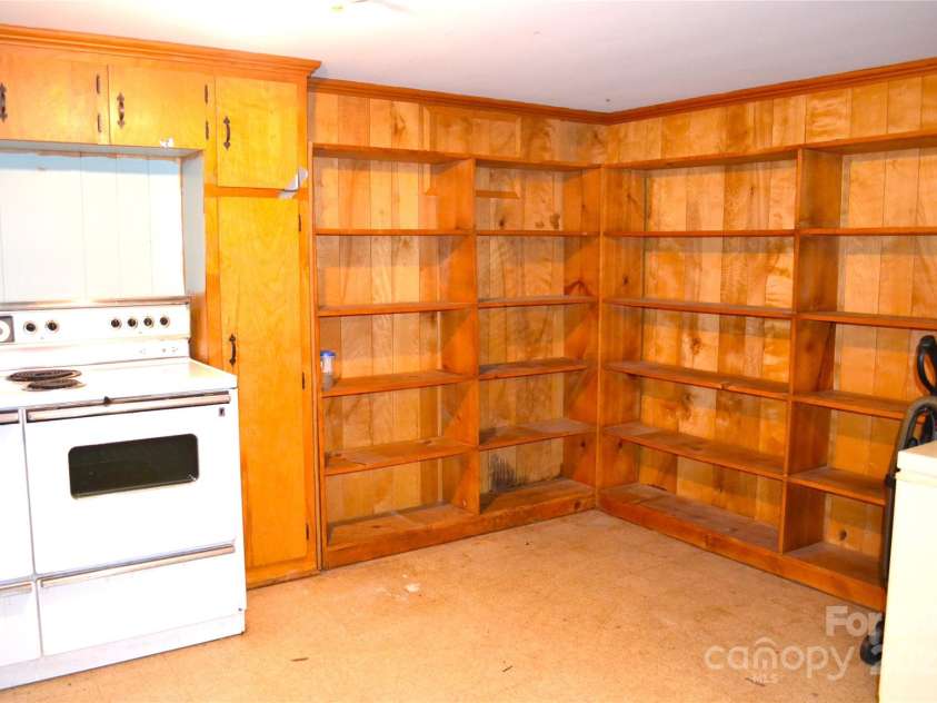 405 Wesley Heights Drive, Albemarle, NC 28001.  MLS# CAR4272842, YatesRealty ID 263. 