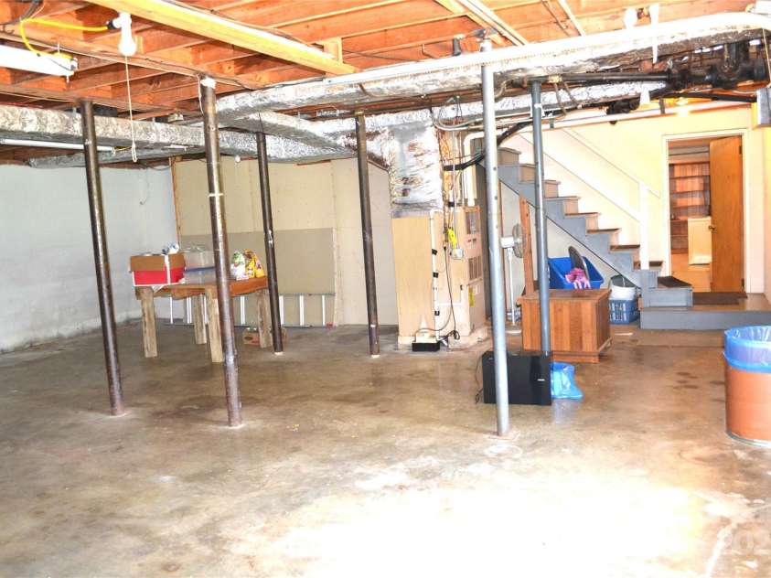 405 Wesley Heights Drive, Albemarle, NC 28001.  MLS# CAR4272842, YatesRealty ID 263. 