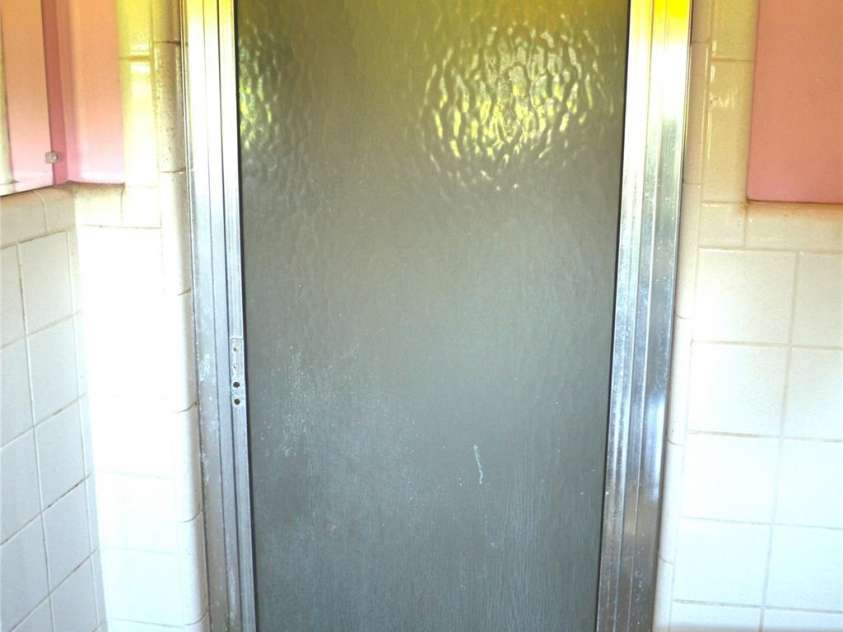 405 Wesley Heights Drive, Albemarle, NC 28001.  MLS# CAR4272842, YatesRealty ID 263. Master bathroom shower