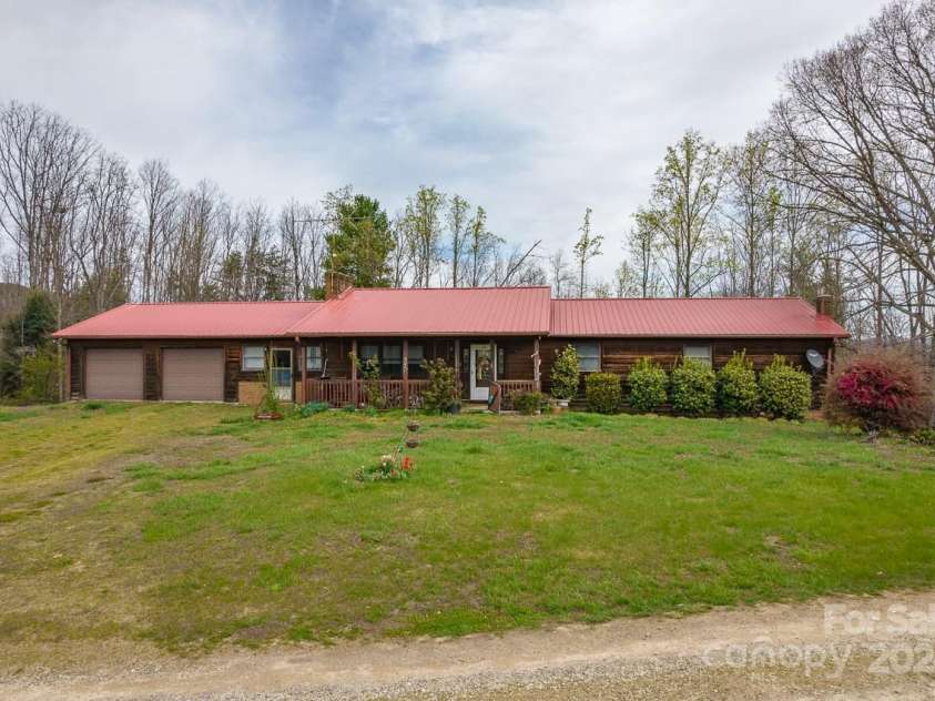225 Frye Heights, Taylorsville, NC 28681.  MLS# CAR4182263, YatesRealty ID 2630. 