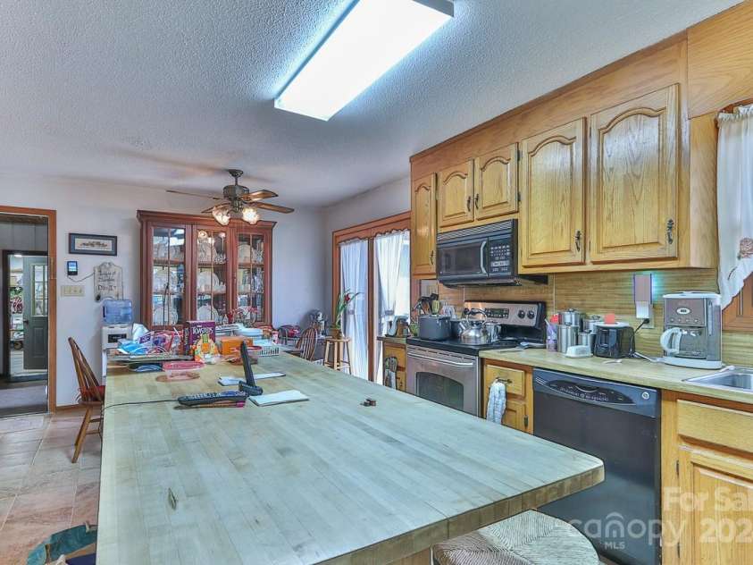 225 Frye Heights, Taylorsville, NC 28681.  MLS# CAR4182263, YatesRealty ID 2630. 