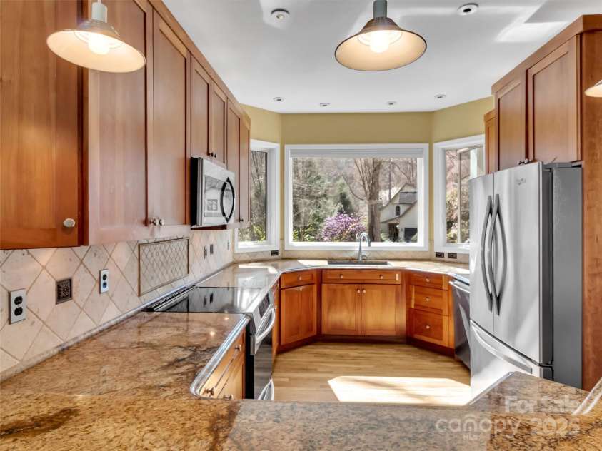 78 Aster Lane, Waynesville, NC 28786.  MLS# CAR4240828, YatesRealty ID 2630. Custom Cabinetry