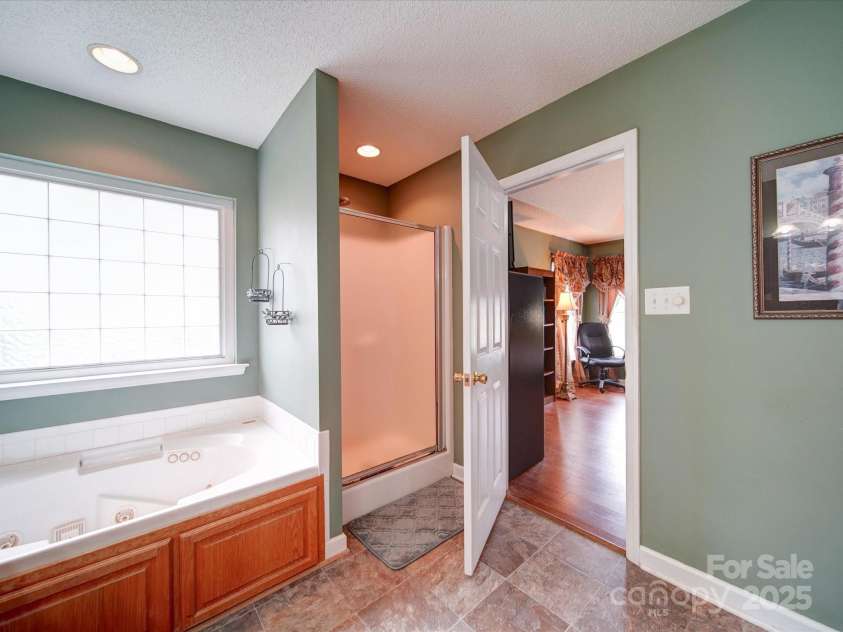 2547 Bill Thompson Road, Lancaster, SC 29720.  MLS# CAR4254372, YatesRealty ID 26300. 