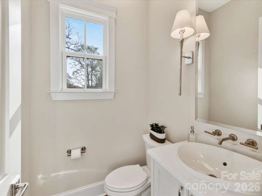 3074 Selwyn Avenue, Charlotte, NC 28209.  MLS# CAR4366300, YatesRealty ID 26301. Powder bath main level