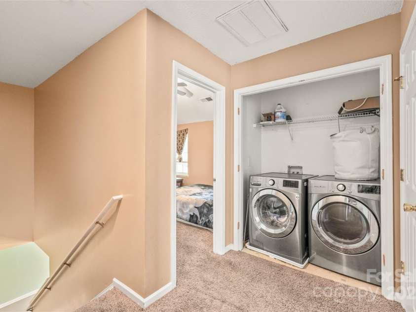 1276 Winding Path Road, Clover, SC 29710.  MLS# CAR4272522, YatesRealty ID 26302. Laundry Closet