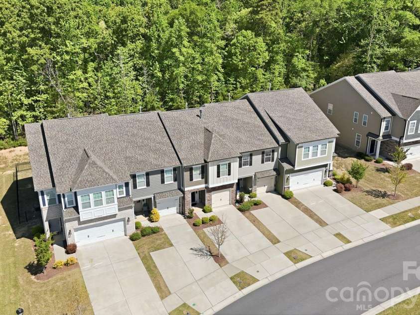 2038 Suttonview Road, Fort Mill, SC 29708.  MLS# CAR4371947, YatesRealty ID 26302. 