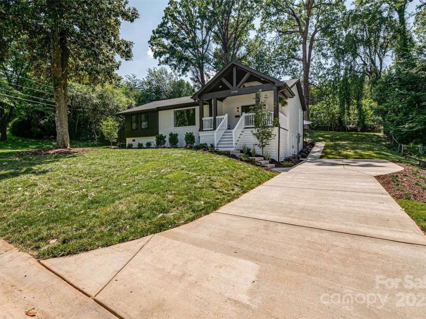 2346 Orton Street, Charlotte, NC 28208.  MLS# CAR4276653, YatesRealty ID 26303. 