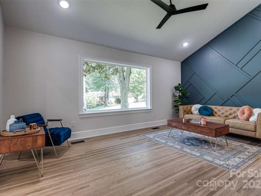 2346 Orton Street, Charlotte, NC 28208.  MLS# CAR4276653, YatesRealty ID 26303. 