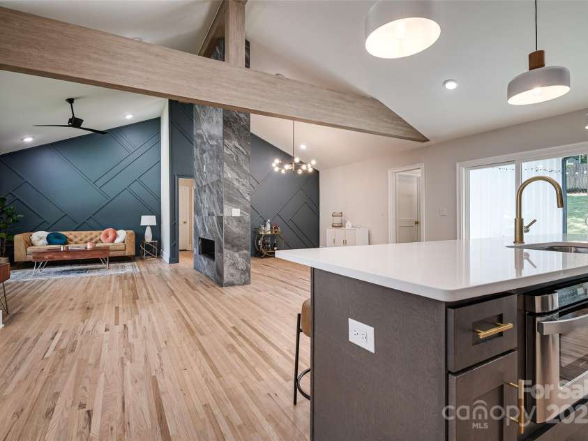 2346 Orton Street, Charlotte, NC 28208.  MLS# CAR4276653, YatesRealty ID 26303. 