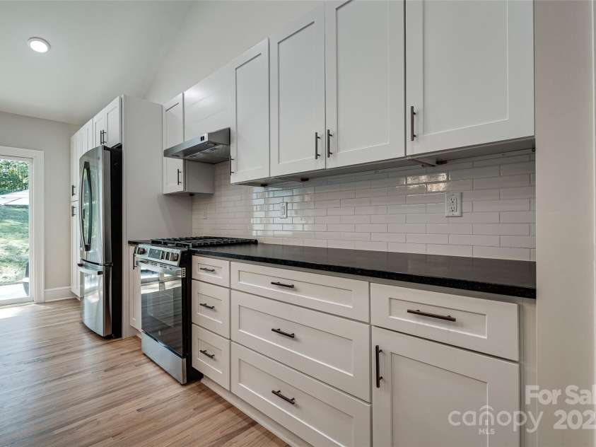 2346 Orton Street, Charlotte, NC 28208.  MLS# CAR4276653, YatesRealty ID 26303. 